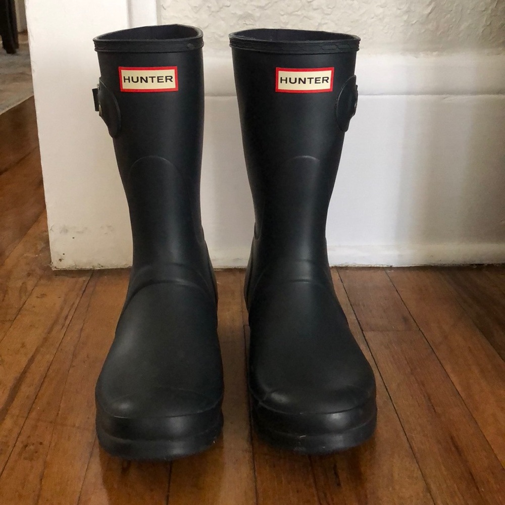 *LIKE NEW* Women’s Navy Hunter Boots!